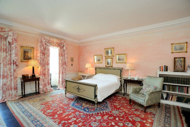 Room 5 - Pink Room